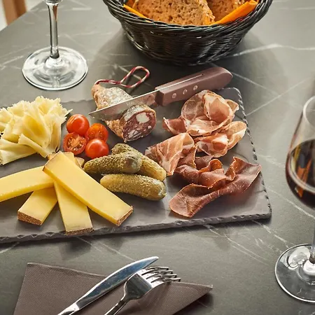 Ibis Centre Gare 酒店 贝休恩