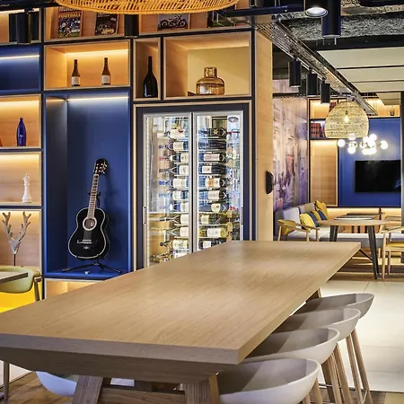 Ibis Centre Gare 酒店 贝休恩