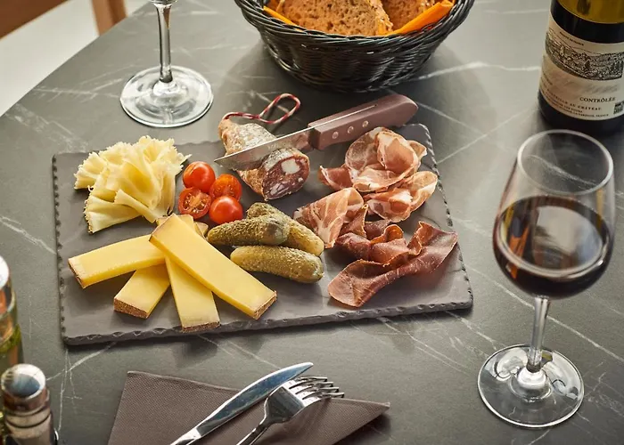 Ibis Centre Gare מלון Béthune